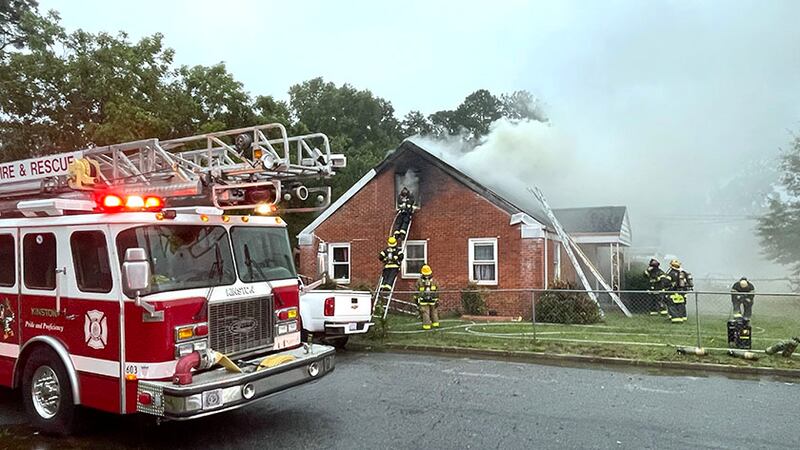 Multiple units on scene at active Kinston fire