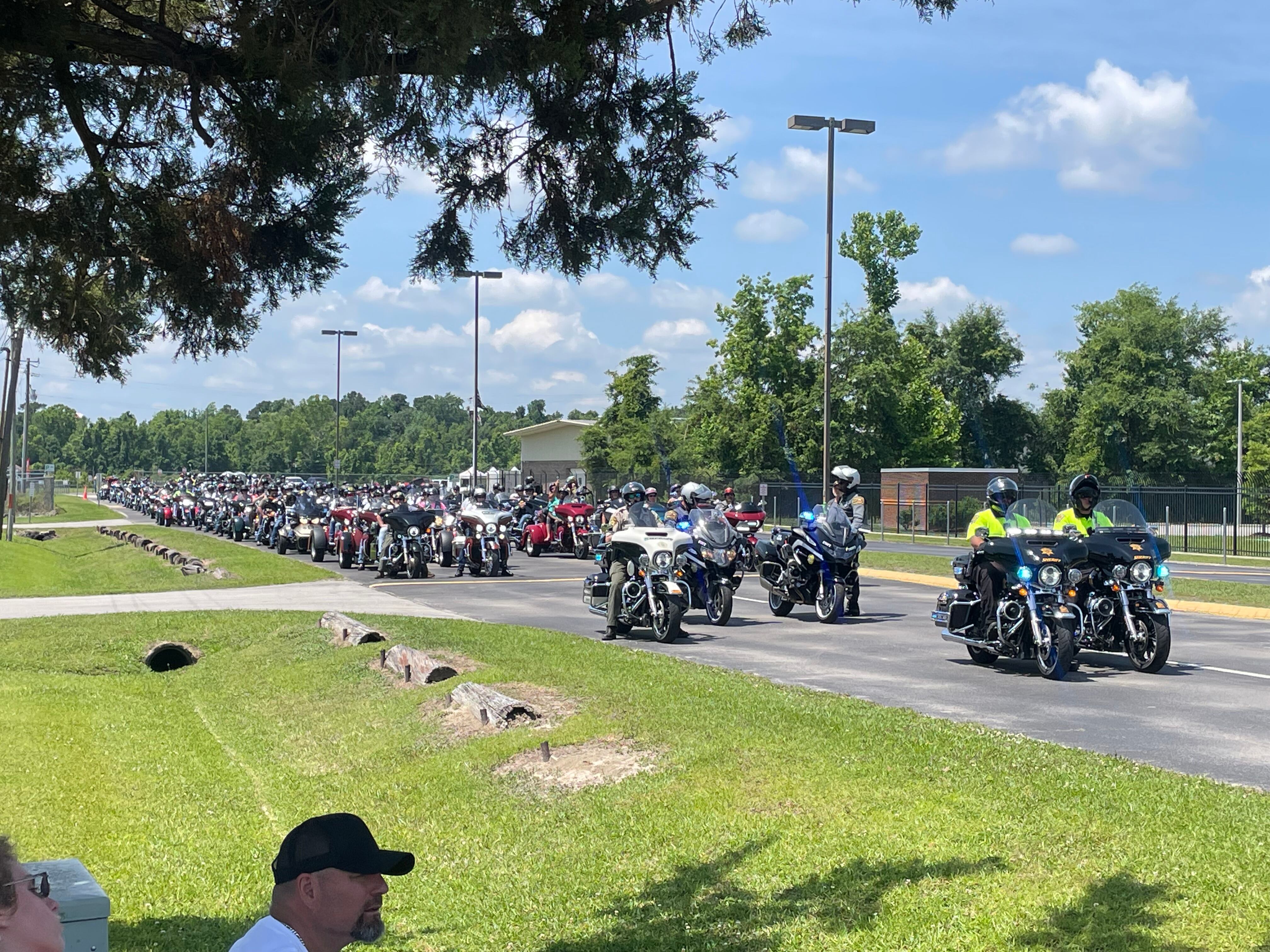 Hundreds attend annual Rolling Thunder Ride for Freedom - Vimarsana News