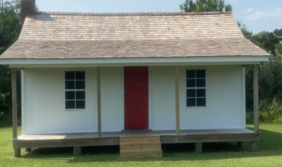 Guthrie-Ogilvie House at Cape Lookout